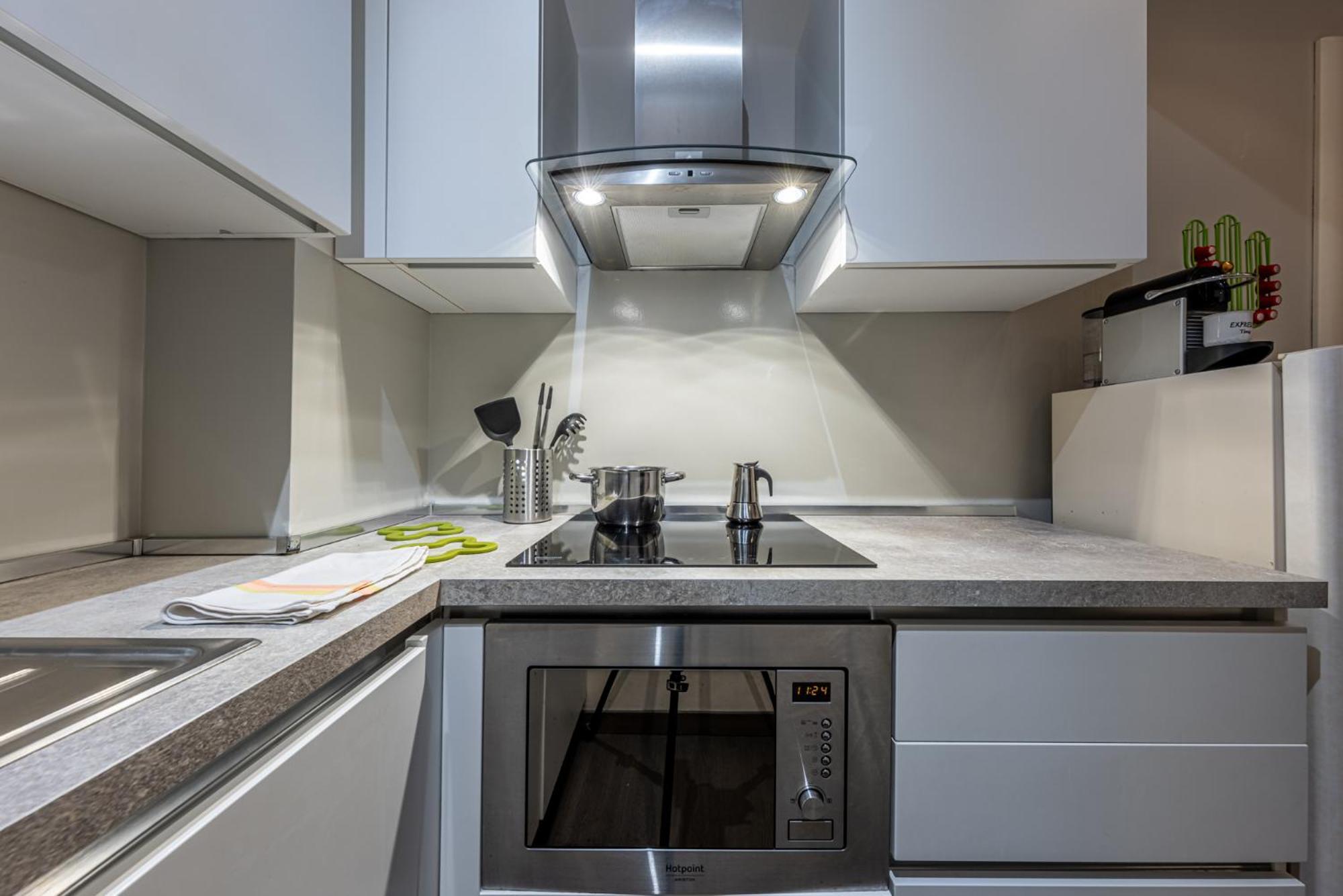 Sant' Ambrogio Flat Apartment Milan